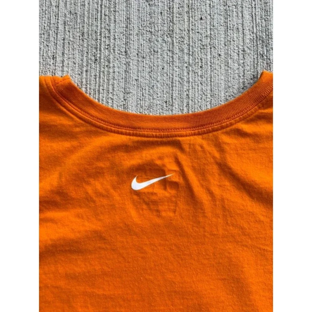 Men’s Nike Tennessee Volunteers Battle on the border shirt size XL